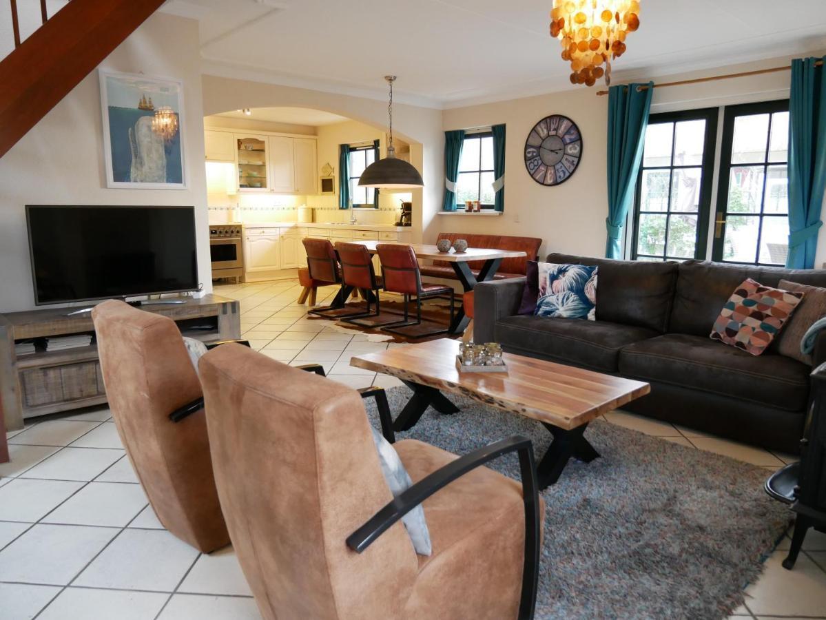 Villa Buiten 130 Met Sauna คัลลันท์สโอก ภายนอก รูปภาพ